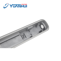 Lumière Tri-étanche à Montage en Surface LED IP65 IK08 1x136W 2x26W, Tube T8 Simple, Lampe Fluorescente Double T8