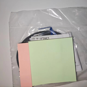 TL-W3MC1 全新接近开关，0.6 mm SN，NPN-NO，1 KHz，IP67，-25 +70 ℃ 2 <span class=keywords><strong>m</strong></span> PUR 电缆 - Product Image 1