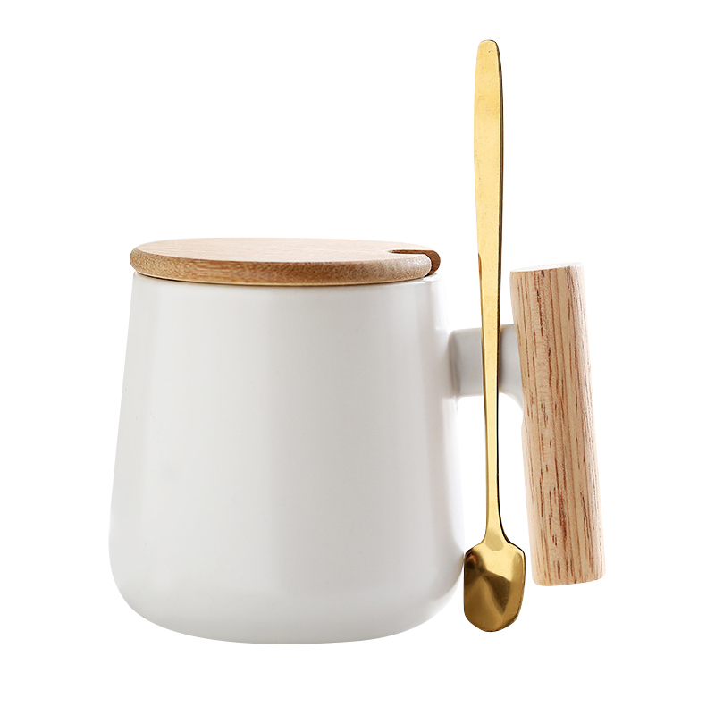 tasse / couvercle / cuillère