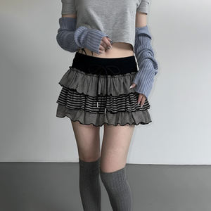 Nouvelle collection été 2026 : Mini-jupe style BM rayée à taille basse, avec volants effet gâteau, coupe trapèze, mignonne et décontractée - Product Image 3