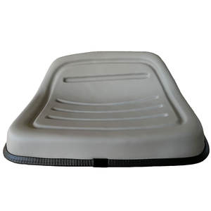 KL Seating New Black PVC Low Back Harvester Seat con 1,5 años de garantía para repuestos de tractores agrícolas - Product Image 1