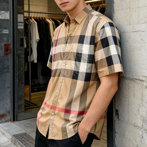 เสื้อเชิ้ตแขนสั้นลายตารางสไตล์วินเทจสีกากีแบรนด์ดีไซเนอร์หรู Burberry สำหรับผู้ชาย - Product Image 4