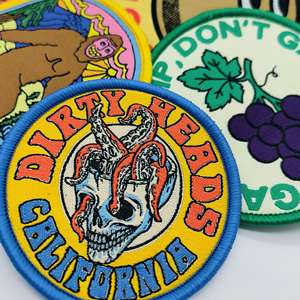 カスタムエコフレンドリー100%刺繍ロゴ刺繍パッチOEMソフト刺繍バッジ織りアイロン接着フラワーパッチ - Product Image 2