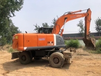 Offre Spéciale a utilisé Hitachi 210w Hitachi machines de ZX210W-3 rendement élevé faibles heures de travail roue d'excavatrice utilisée
