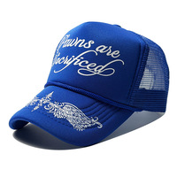 Topi Baseball Enam Panel Berbahan Jaring Bentuk Sayap dengan Cetakan Huruf Gaya Hip-hop Musim Semi dan Musim Panas, Warna Blok yang Dapat Disesuaikan