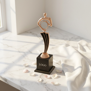 Statue de bureau élégante, Dame gracieuse en forme de cadran, Décoration de bureau professionnelle, Métal moulé sous pression gravé au laser, Or et Argent - Product Image 1