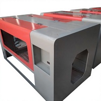 Housse de protection pour machines sur mesure, dispositif antichoc, coque de protection extérieure
