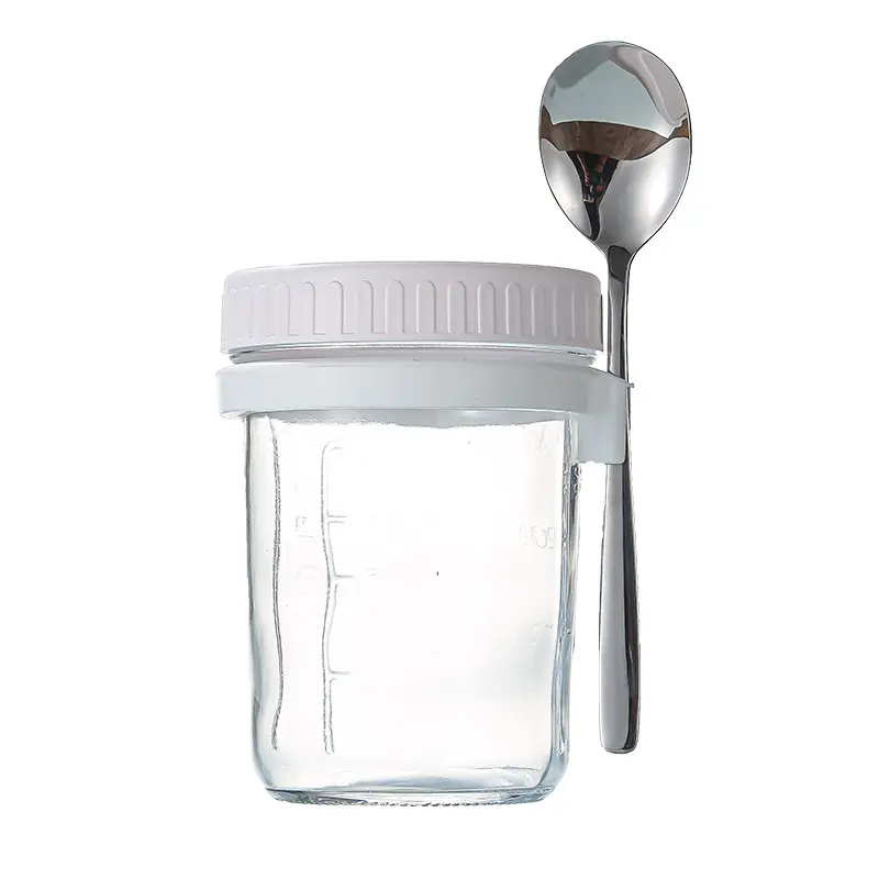 Oatmeal cup Overnight oatmeal breakfast cup with spoon and lid Mason cup glass salad yogurt jar