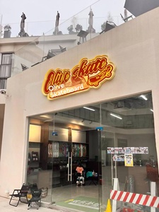 ป้ายไฟนีออนสไตล์อเมริกันย้อนยุคสำหรับติดตั้งหน้าร้าน กาแฟ ฮอทดอก เบอร์เกอร์ ไก่ทอด พร้อมตัวอักษรเรืองแสง - Product Image 4