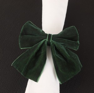 Anneaux <span class=keywords><strong>de</strong></span> <span class=keywords><strong>serviette</strong></span> <span class=keywords><strong>en</strong></span> <span class=keywords><strong>tissu</strong></span> tricoté vert foncé faits à la main avec nœud, pour Noël, hôtels <span class=keywords><strong>de</strong></span> luxe et réceptions - Product Image 6