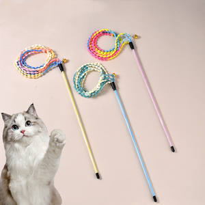 Mainan Tongkat Kucing Berumbai Manik-Manik Warna-Warni Baru Diluncurkan, Permainan Interaktif Menyenangkan dengan Lonceng dan Bulu, Tongkat Pijat untuk Kucing - Product Image 1
