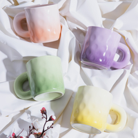 Tasse à café personnalisée en céramique avec illustration de monument urbain – Idéale pour les centres d'accueil, les cadeaux culturels et les collections de détail