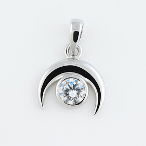 Pendentif en forme de croissant de lune Rhaya Jewels avec CZ en argent sterling plaqué rhodium, minimaliste, bijoux de mode pour femmes, 1,9 g - Product Image 2