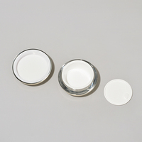 Stock vide 50g nouveau style de crème pour le visage lotion acrylique pot cosmétique corps doré avec capuchon doré crème de soin de la peau pot acrylique
