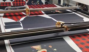 Gran oferta, máquina cortadora láser CO2 de 100W, sistema de refrigeración por agua BMP de alta calidad 180*220 para corte de tela de pañuelo musulmán - Product Image 4