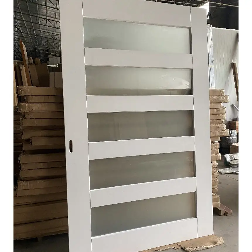 नवीनतम डिजाइन लकड़ी के कांच के दरवाजे सफेद प्राइमर अधूरे आंतरिक दरवाजे बाहरी दरवाजे