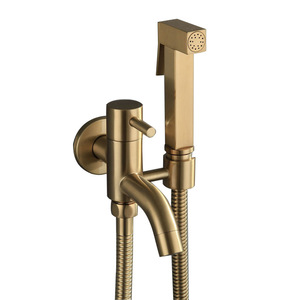 Doccetta Bidet Triangolare Oro Spazzolato per WC, Spruzzatore per Igiene Intima, Doccetta Pressurizzata KMIA DQ-008R in Ottone Massiccio - Product Image 5