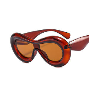 نظارات أمان عصرية جديدة ظلال للنساء نظارات شمس للرجال مضحكة ملونة كبيرة الحجم نظارات شمسية بإطار سميك - Product Image 2