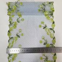Dentelle de tulle chantilly en maille douce pour robe et lingerie
