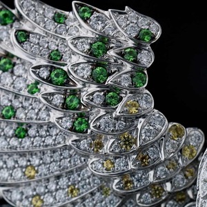 จี้เพชรโมอิสซาไนต์สุดหรูแบบ Iced-Out ชุบทอง สำหรับผู้ชายและผู้หญิง ขายส่งและรับสั่งทำ - Product Image 4