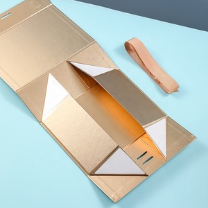 Sang Trọng Có Thể Gập Lại Món Quà Cưới Hộp Quần Áo Bù Đắp In Giấy Ribbon Xử Lý Đóng Cửa Từ Tính Với Nổi Thiết Kế Sang Trọng - Product Image 1