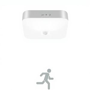 مصباح سقف LED يعمل بالبطارية مع مستشعر حركة وبطارية أكريليك قابلة لإعادة الشحن بسعة 10000 مللي أمبير للاستخدام في المطبخ وغرف متعددة - Product Image 1