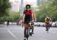 Casque de scooter électrique GUDOOK, casque de patinage unique et populaire, casque de skateboard de cyclisme avec lumières d'avertissement LED avant et arrière