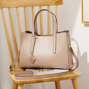 Bolso de lujo con borlas para mujer, bandolera de hombro de negocios, bolso de mano clásico de cuero genuino, venta al por mayor, <span class=keywords><strong>2022</strong></span> - Product Image 2