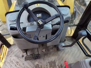 รถตักล้อยาง CAT 416F 420F มือสอง อุปกรณ์ก่อสร้างงานหนัก คุณภาพสูง เครื่องยนต์ Caterpillar 7 ตัน 184 กิโลวัตต์ พร้อมใช้งาน - Product Image 5