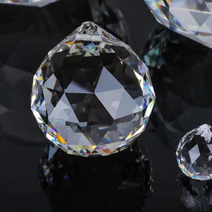 Boules pendentif à petites facettes pour lustre, boules en verre à prisme cristal, attrapeur de soleil, pièces de lustre suspendu boules - Product Image 1