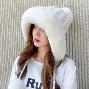 Nouveau 2023 personnalisé tricoté rayures bonnet chaud polaire doublure femmes casquette câble fausse fourrure <span class=keywords><strong>pompon</strong></span> chapeau d'hiver - Product Image 2