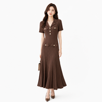 Robe midi en maille fine marron pour femme, col polo, manches courtes, vente en gros