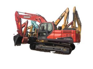 Excavatrice d'occasion Doosan DX225 22T de Chine, Shanghai, capacité de 1,28 m3, équipement d'origine, moteur principal, pompe, poids opérationnel de 25 tonnes - Product Image 1