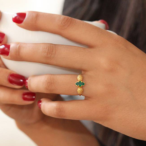 ผู้จัดจำหน่ายแหวนสแตนเลส 316L ชุบ PVD/IP ประดับเพชร CZ สำหรับขายส่ง FBA กล่องแบบกำหนดเองพร้อมโลโก้ จัดส่งตรงไปยังคลังสินค้าของคุณ - Product Image 2