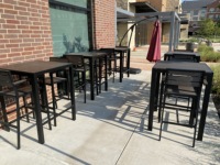 Bras en rotin PE en plastique et bois, design noir, table et chaise de patio, d'extérieur, restaurant, offre spéciale