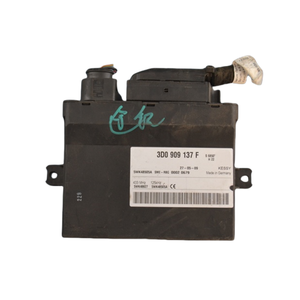 กล่องอัจฉริยะสำหรับรื้อรถรถมือ<span class=keywords><strong>สอง</strong></span>, กล่องอัจฉริยะที่ใส่ A8L แบบไร้กุญแจ3D0909137F คอมพิวเตอร์ที่สะดวกสบาย - Product Image 1