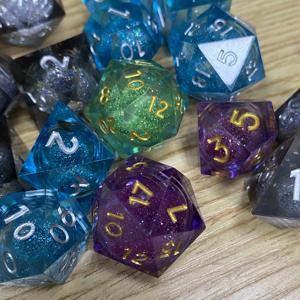 Dés à bord pointu donjons et dragons jeu de dés à noyau liquide dés - Product Image 2