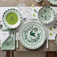 Assiettes en porcelaine vert foncé dessinées à la main, style européen, motifs floraux, vaisselle en céramique, assiettes à dessert et à salade pour mariage