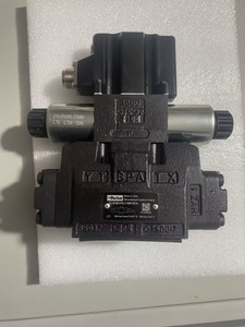 SD31FBE01CC1NF00 ชุดควบคุมทิศทางแบบสัดส่วนชนิดควบคุมด้วยระบบอิเล็กทรอนิกส์ในตัวรุ่น D31FB พร้อมใช้งานในสต็อก - Product Image 4