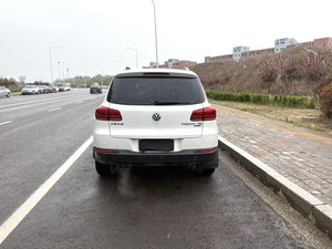 <span class=keywords><strong>Volkswagen</strong></span> <span class=keywords><strong>Tiguan</strong></span> <span class=keywords><strong>2015</strong></span> 1.8TSI Trazione Integrale Edizione Lusso con Trasmissione Automatica - Product Image 6