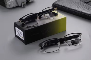 Gafas Inteligentes Inalámbricas con Cambio de Color de Alta Calidad 2025, Auriculares BT, Protección UV400, Anti Luz Azul, Gafas de Sol Deportivas GS06 - Product Image 6