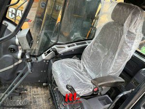 Excavatrice sur chenilles Hyundai 305LC-9 d'occasion de haute qualité, capacité de 30 tonnes, excellent état, moteur Cummins, matériel de chantier - Product Image 6