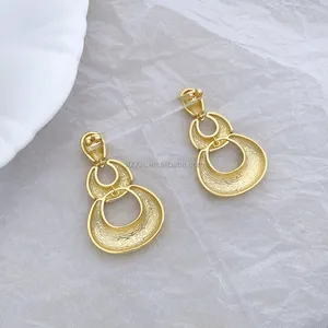 Factory Wholesales Luxury Design Gold Plated Brass Earrings Simple Studs Earrings For Women Girl Gift