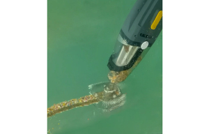Nettoyeur de <span class=keywords><strong>piscine</strong></span> <span class=keywords><strong>rechargeable</strong></span> 26 gal/min, autonomie 60 min, <span class=keywords><strong>aspirateur</strong></span> de <span class=keywords><strong>piscine</strong></span> sans fil, forte aspiration avec poteau 190cm <span class=keywords><strong>pour</strong></span> <span class=keywords><strong>piscine</strong></span> et spa - Product Image 4
