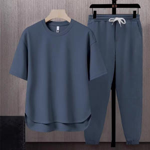 ชุดเสื้อยืดและกางเกงสีพื้นของผู้ชายฤดูร้อนชุดเสื้อแนวสตรีทสวมใส่สบายเป็นมิตรต่อสิ่งแวดล้อมระบายอากาศ - Product Image 2