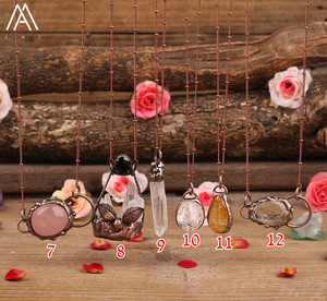 สร้อยคอจี้สไตล์โบฮีเมียนชุบสีบรอนซ์โบราณ ประดับคริสตัลบำบัด หินธรรมชาติ เครื่องประดับเสริมพลังงาน สำหรับวันครบรอบ - Product Image 4