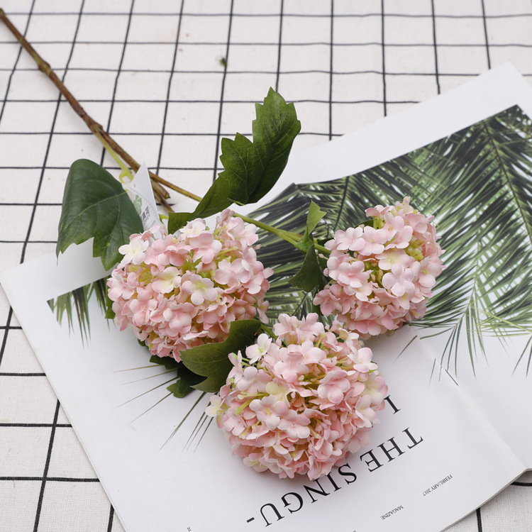 Boule de neige à 3 têtes [rose]