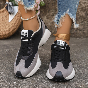Chaussures de marche décontractées <span class=keywords><strong>à</strong></span> plateforme respirantes tendance pour femmes 2026 - Baskets classiques polyvalentes antidérapantes (vente en gros d'usine) - Product Image 3