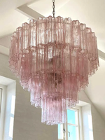 Fantastique lustre décoratif en verre de Murano rose à 4 étages pour salon