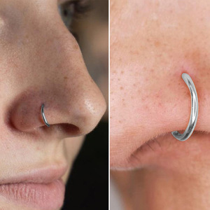 Anneau de nez minimaliste en acier inoxydable 316L en forme de D |   Bijoux de piercing sans soudure pour le nez, pour hommes et femmes |   Anneau de nez factice - Product Image 2